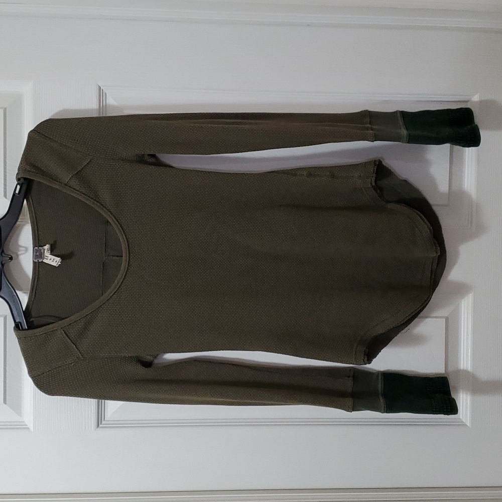 We the free women's long sleeve with detailed cuffs